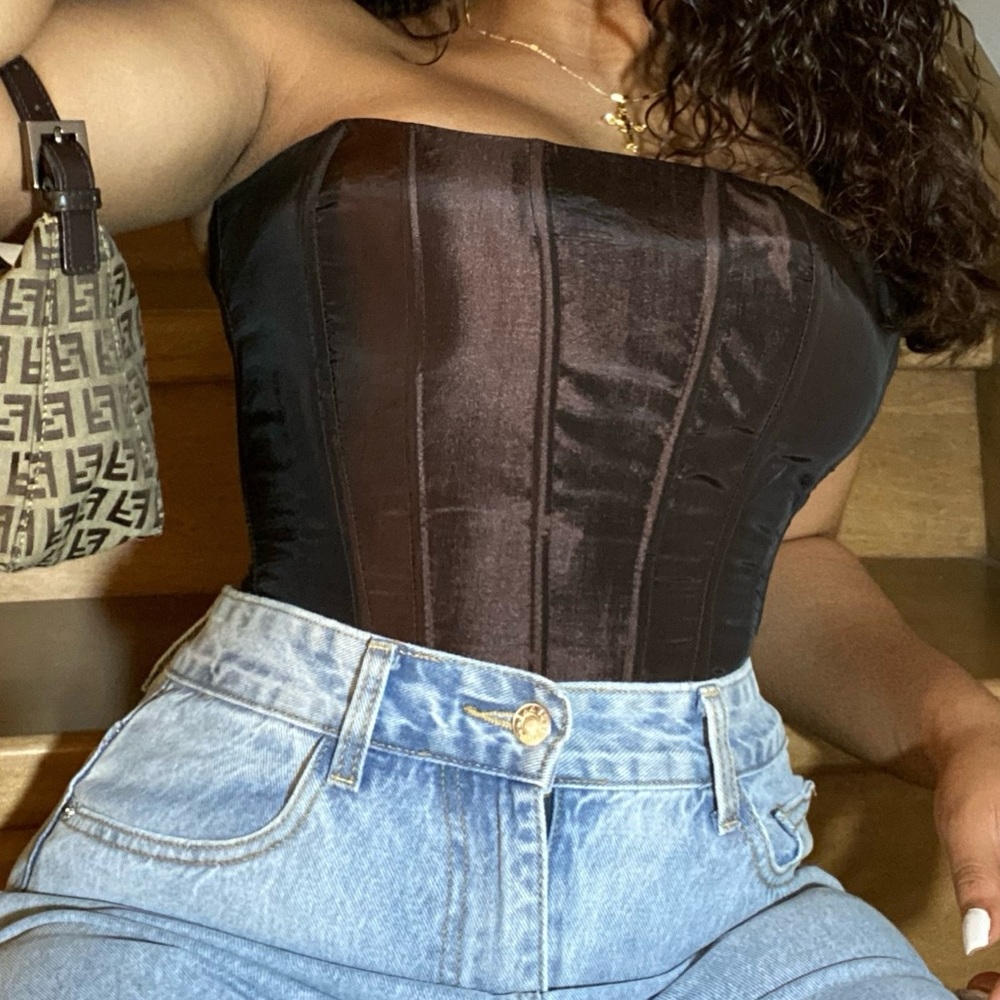 🌸 brown over bust corset